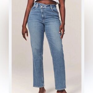 Curve Love Ultra High Rise 90s Straight Jean Size 30